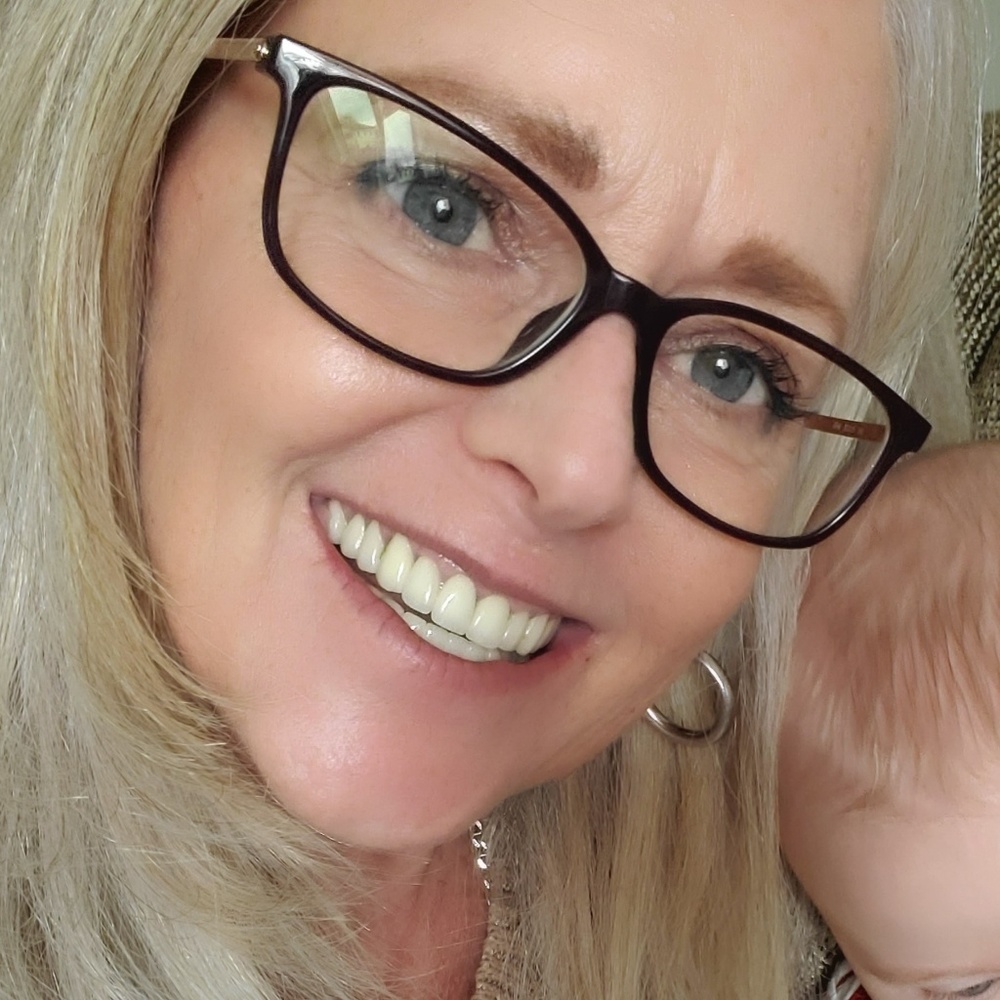 Meet your Posher, Cindy